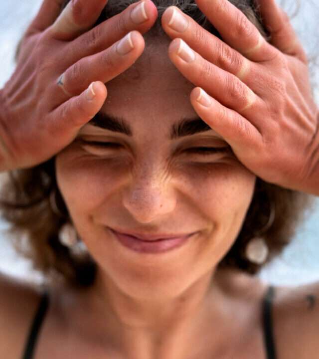 details-woman-s-sunburn-skin-from-beach-sun